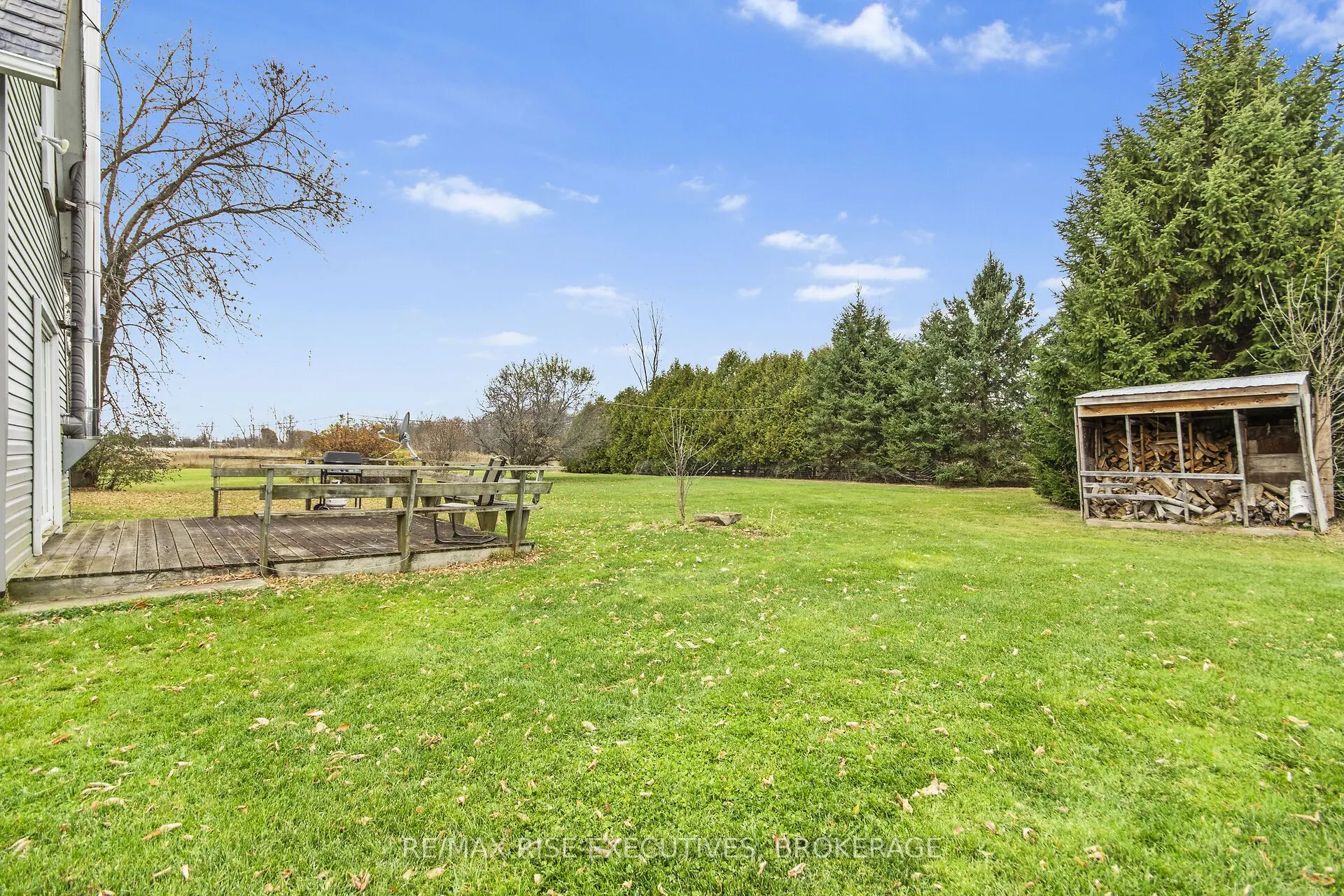 7652 County Rd 42 Road W