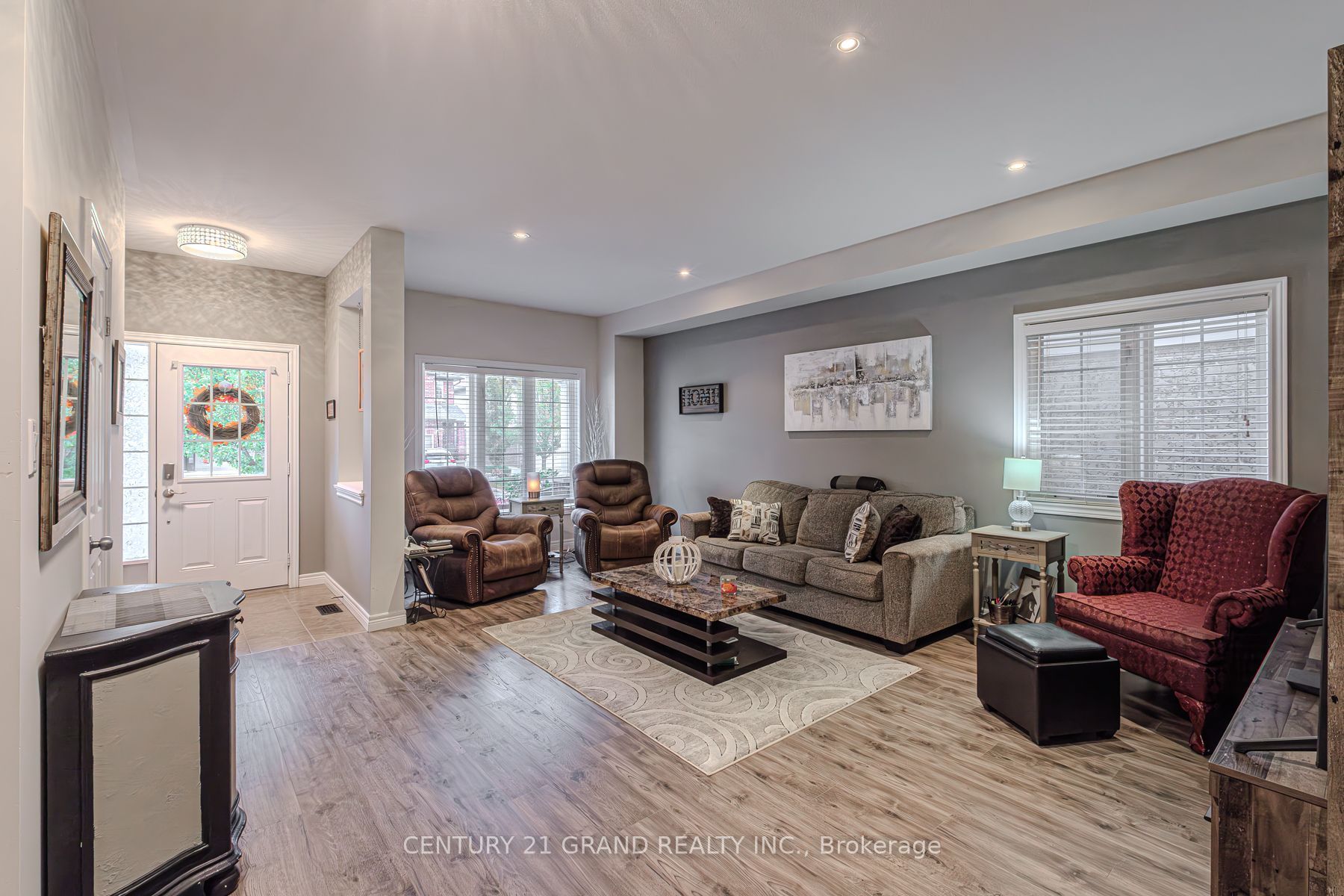 229 Springvalley Crescent