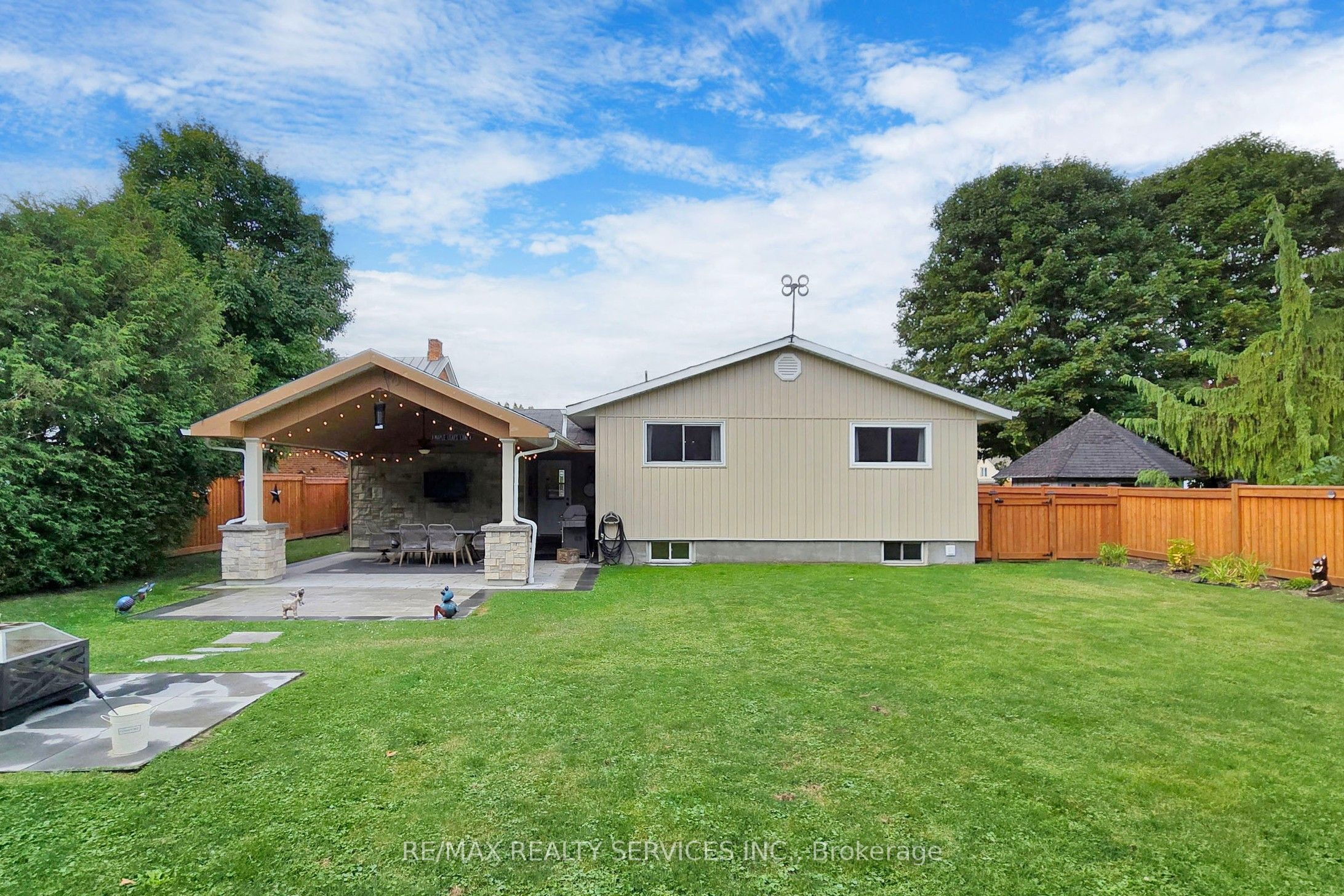 19 Trafalgar Road