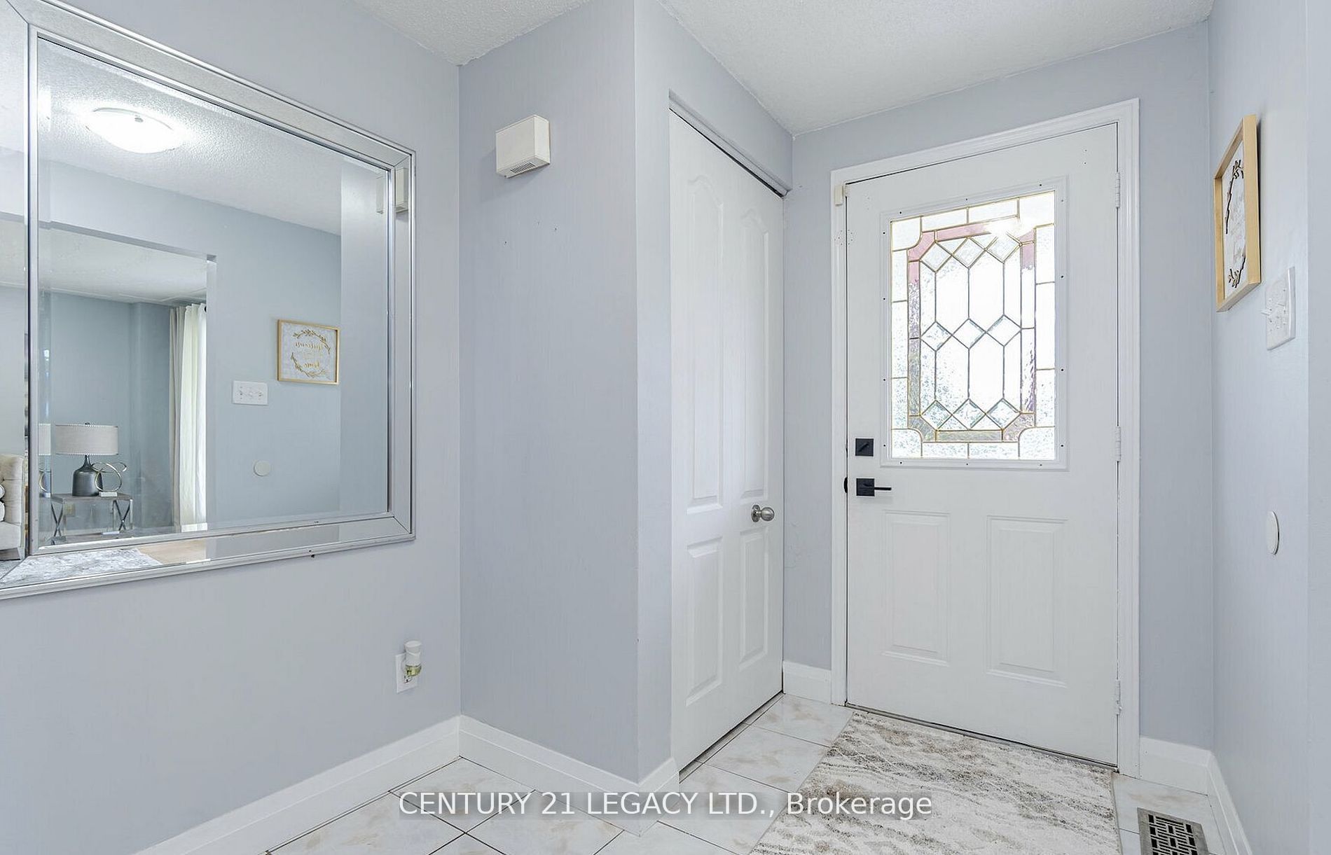 322 Benesfort Crescent