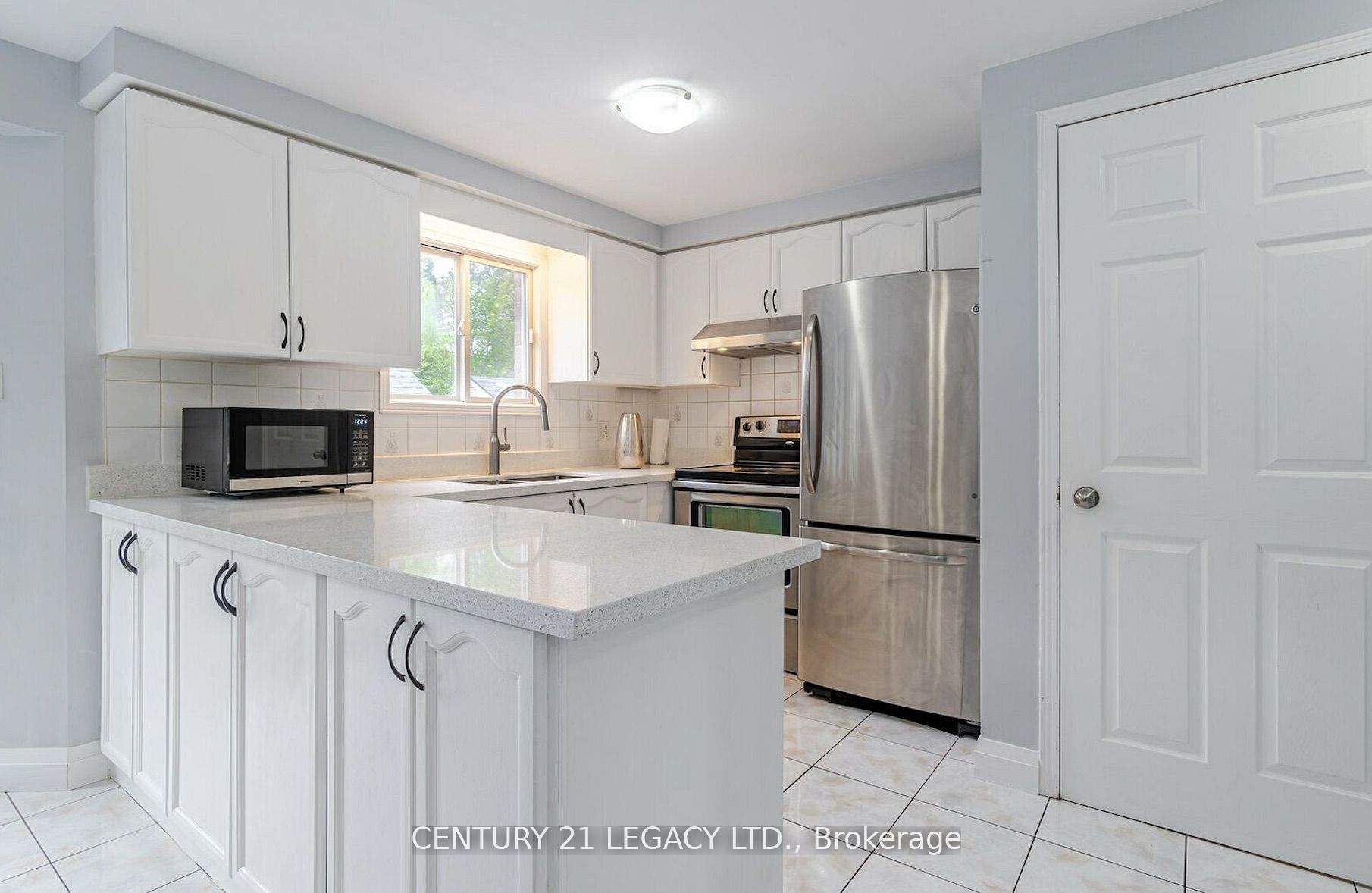 322 Benesfort Crescent