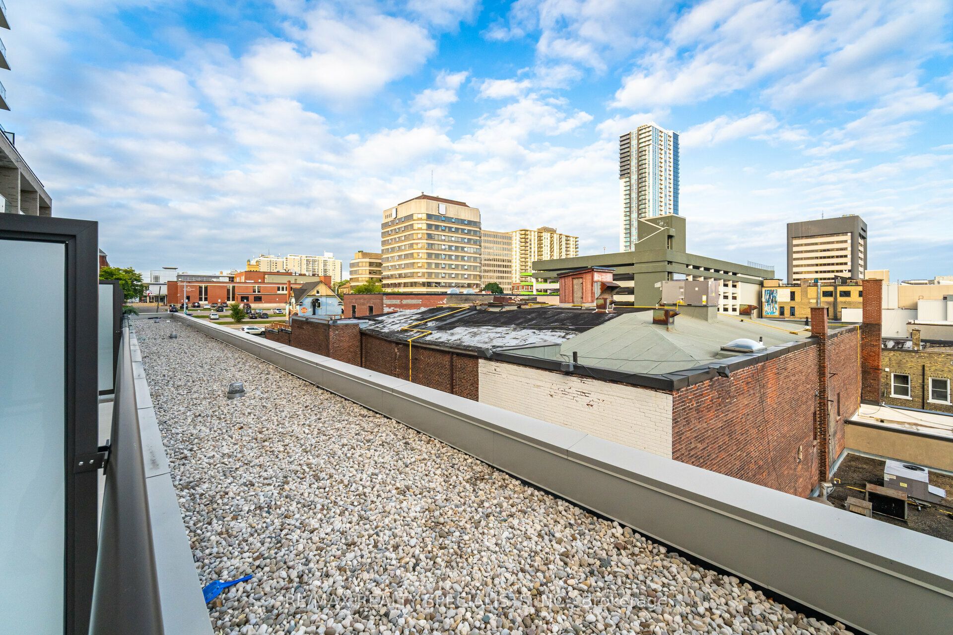 55 DUKE Street W #216