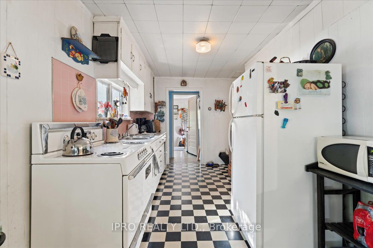 430 Lake Road
