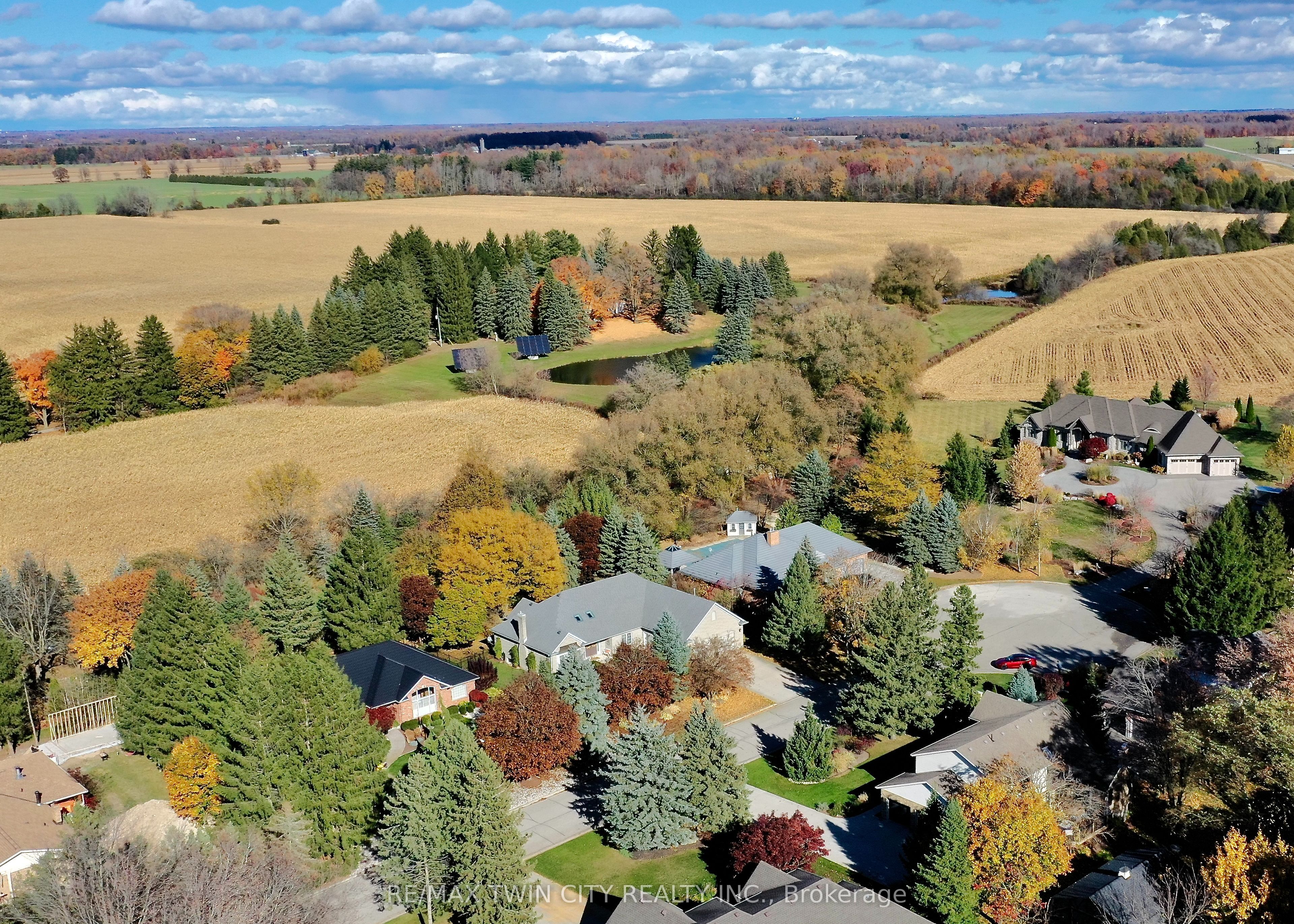 10 Meadow Heights Drive