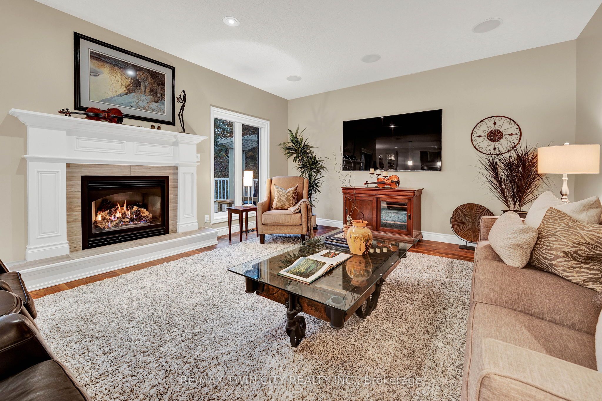 10 Meadow Heights Drive
