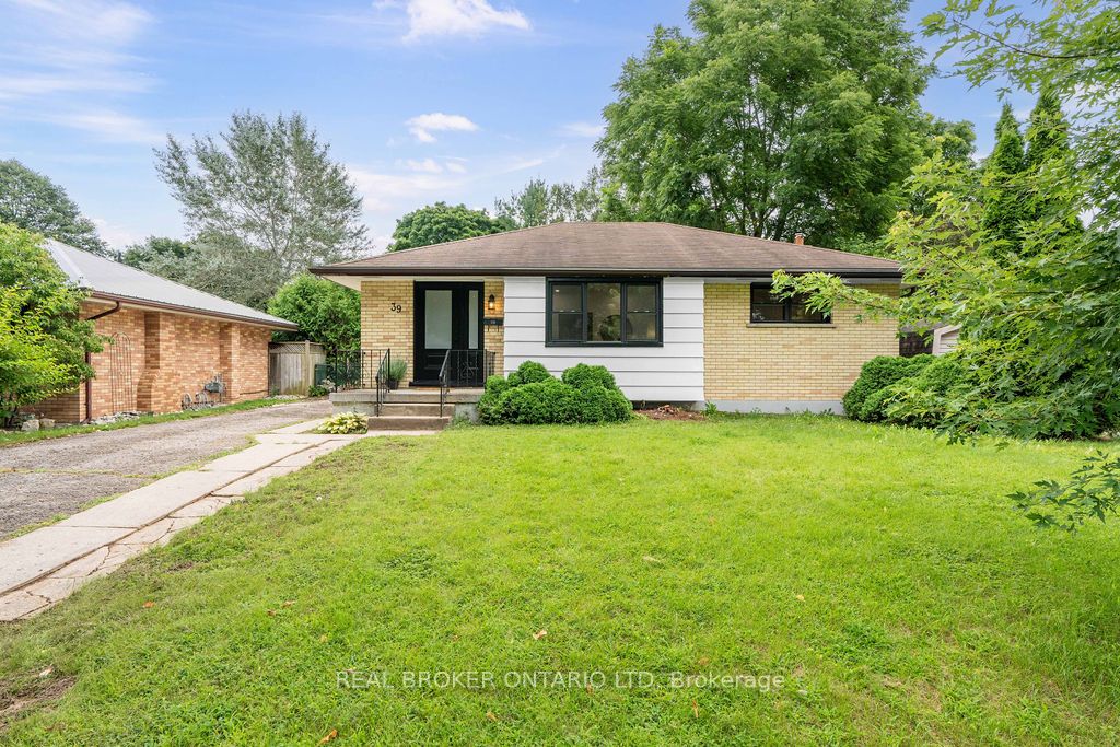 39 Trillium Crescent