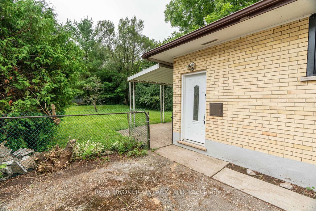 39 Trillium Crescent