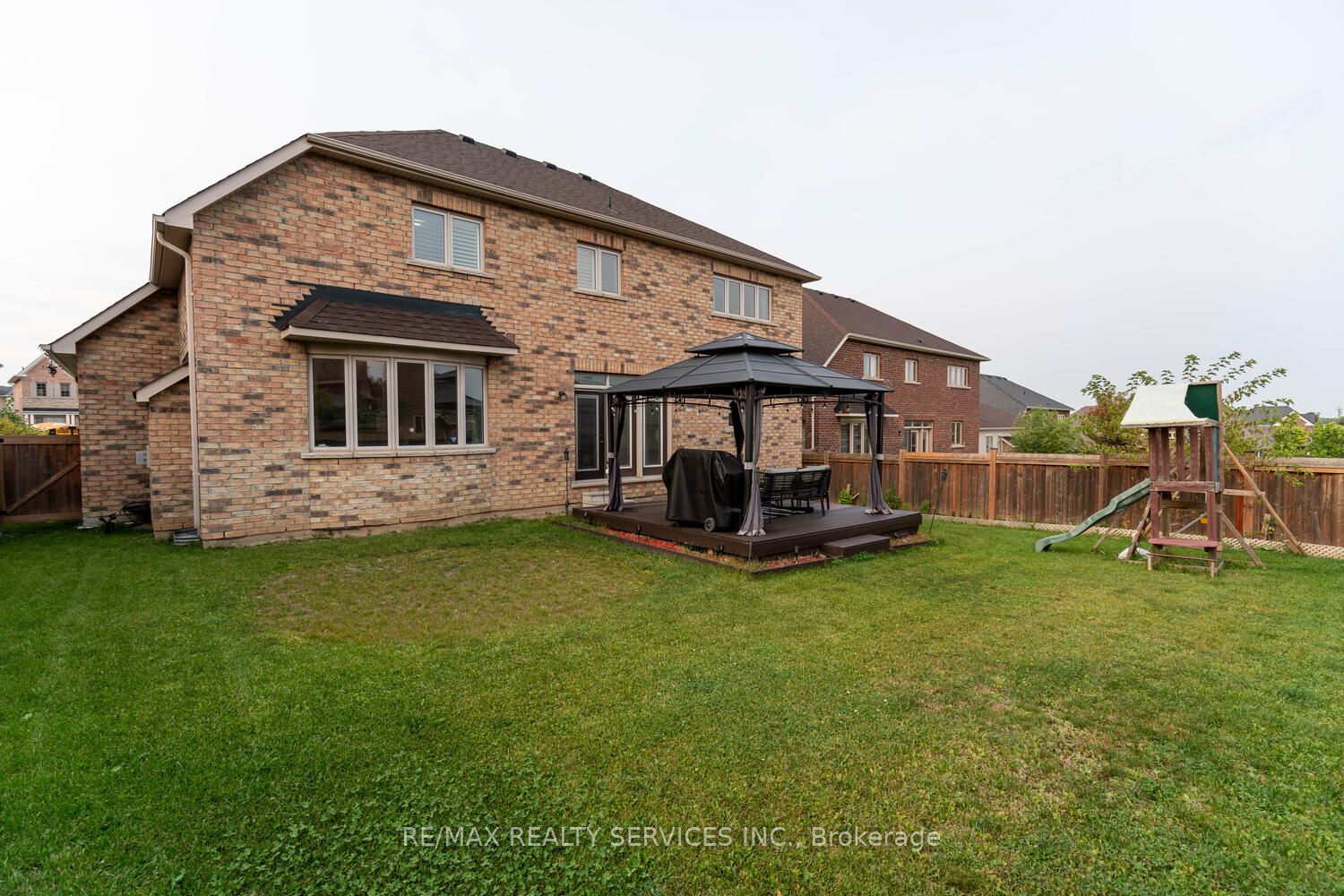 28 Stonegate Avenue