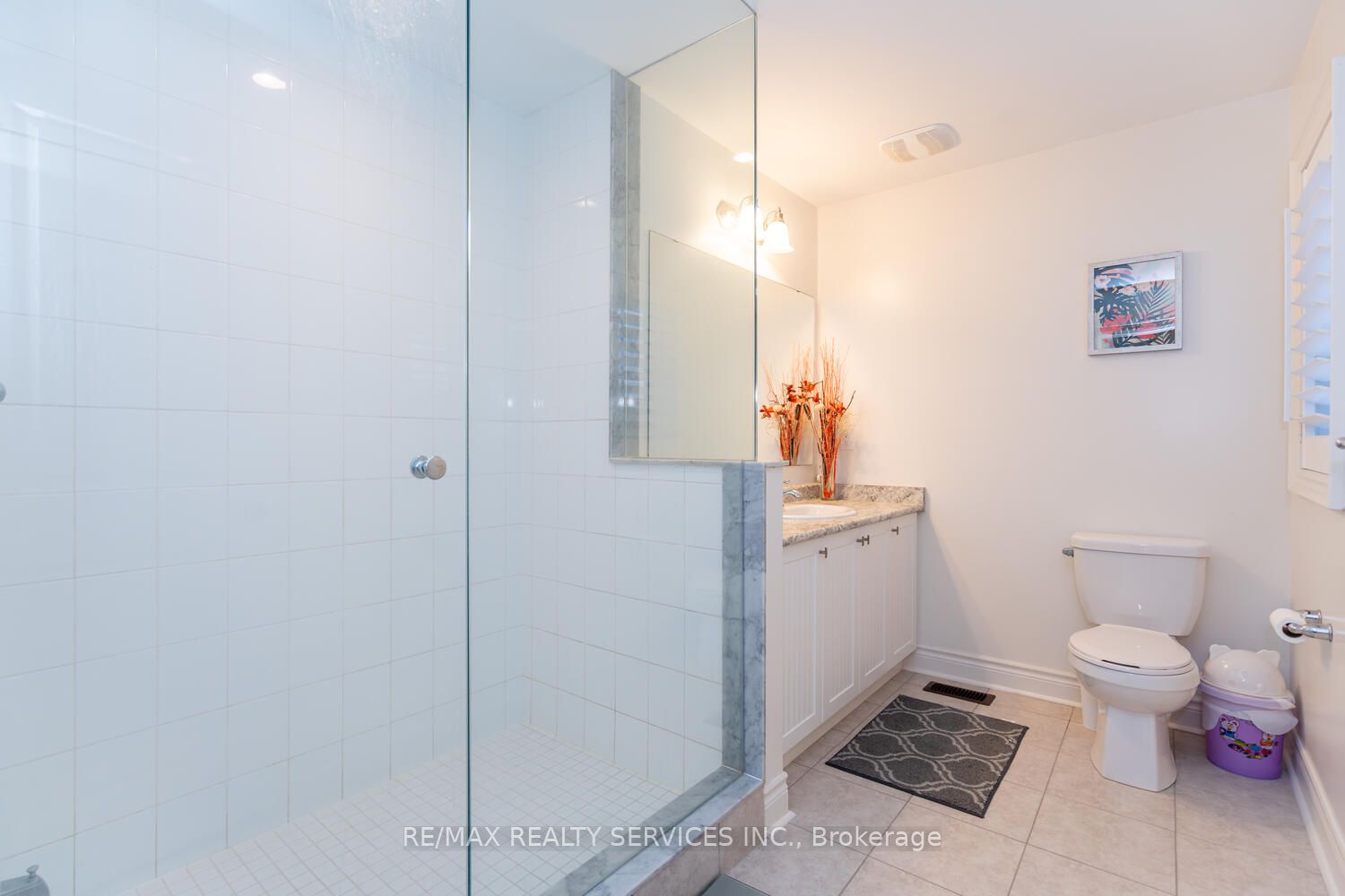 28 Stonegate Avenue
