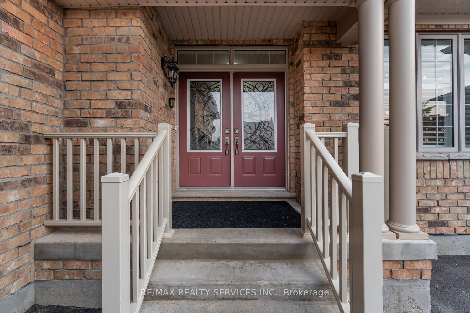 28 Stonegate Avenue