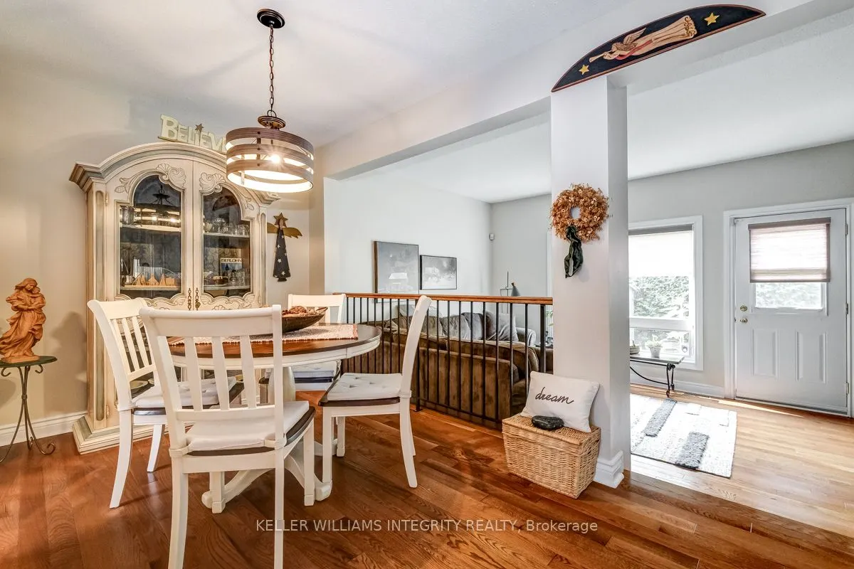 15 FOXHILL Way, #A