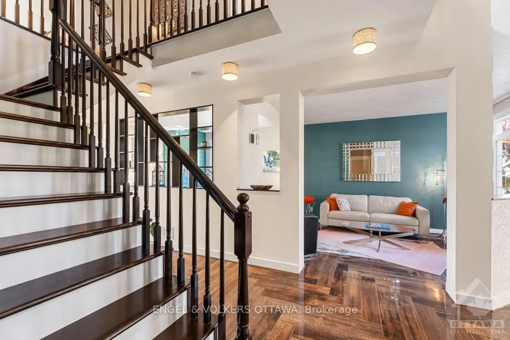 341 SHADEHILL Crescent