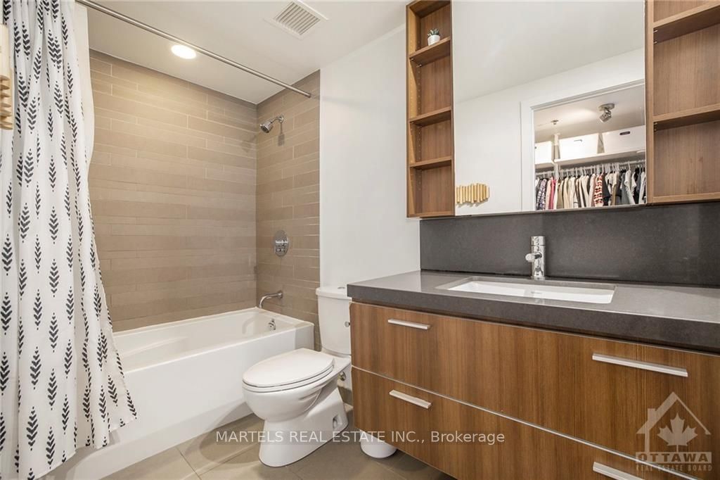 360 MCLEOD Street #907