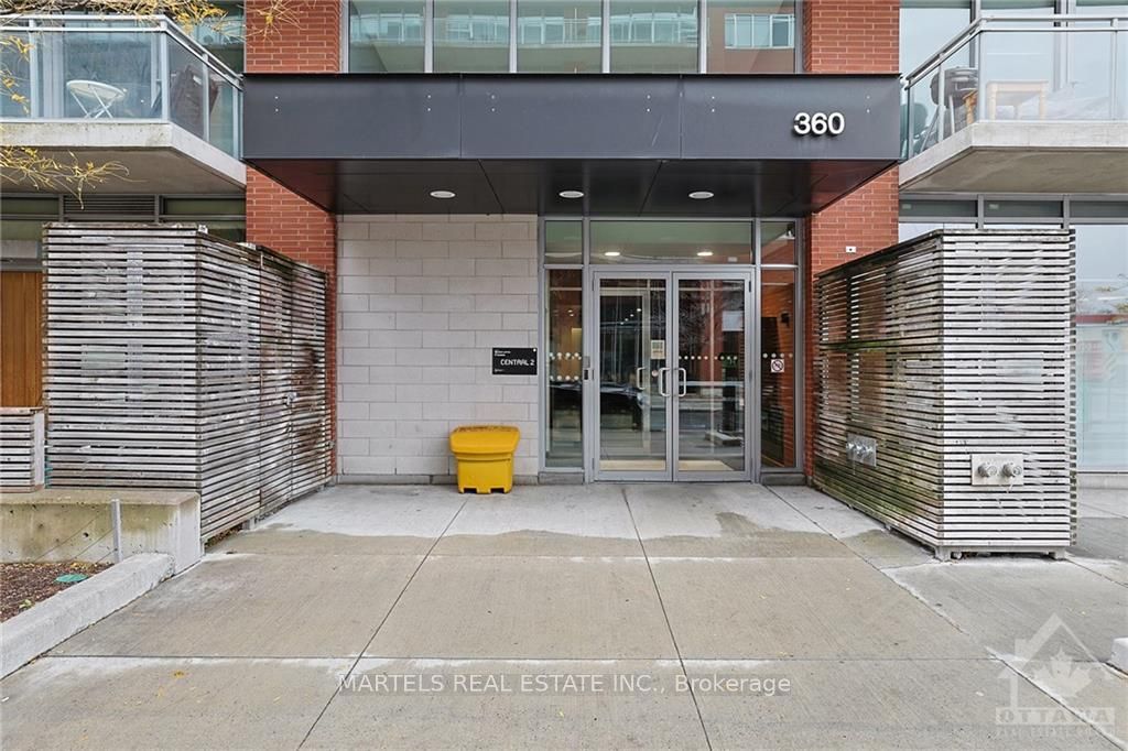 360 MCLEOD Street #907