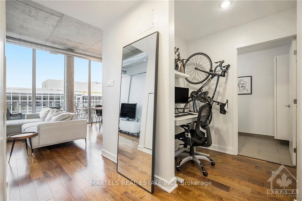 360 MCLEOD Street #907