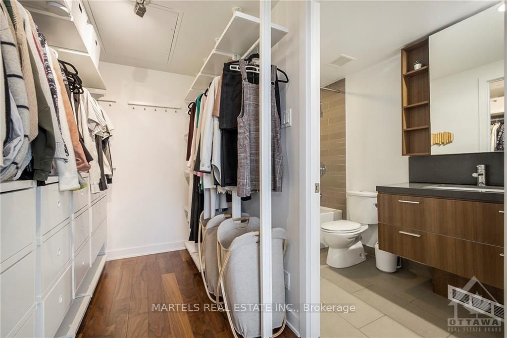 360 MCLEOD Street #907