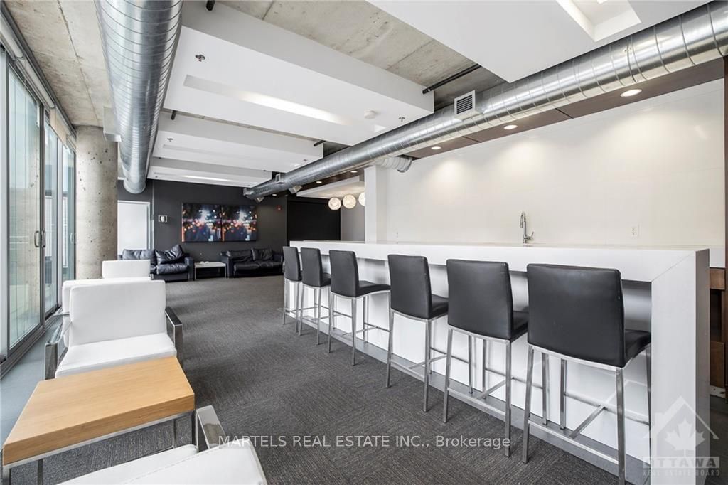 360 MCLEOD Street #907