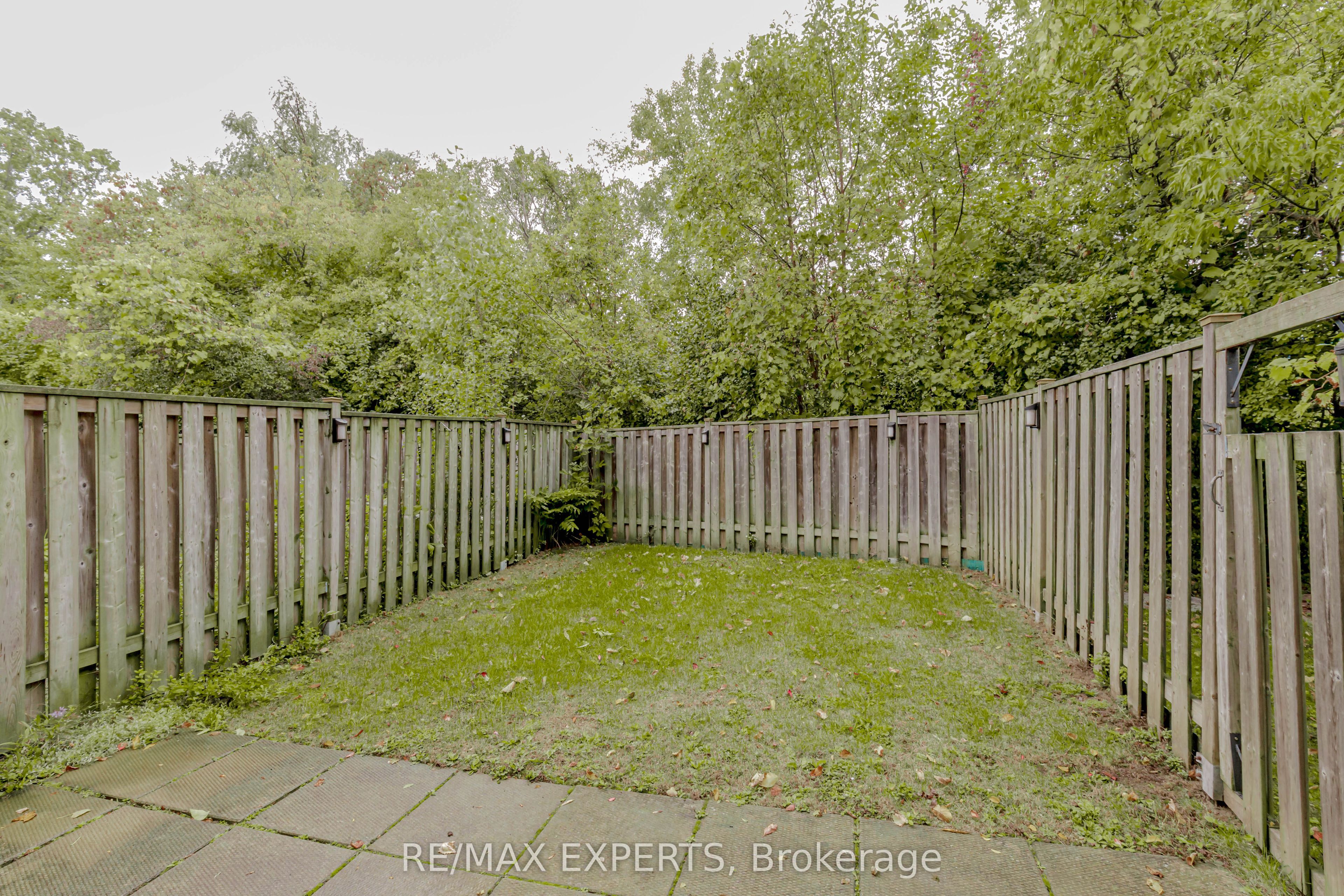 34 Bow Valley Drive, #9