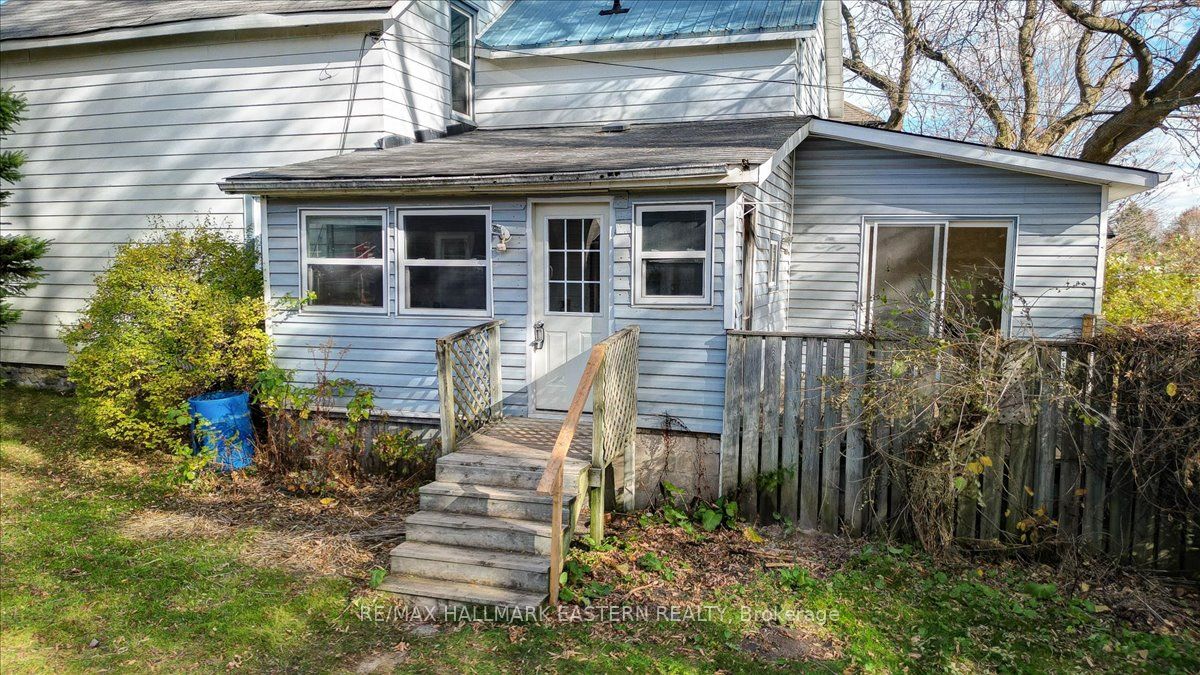 48 George Street E
