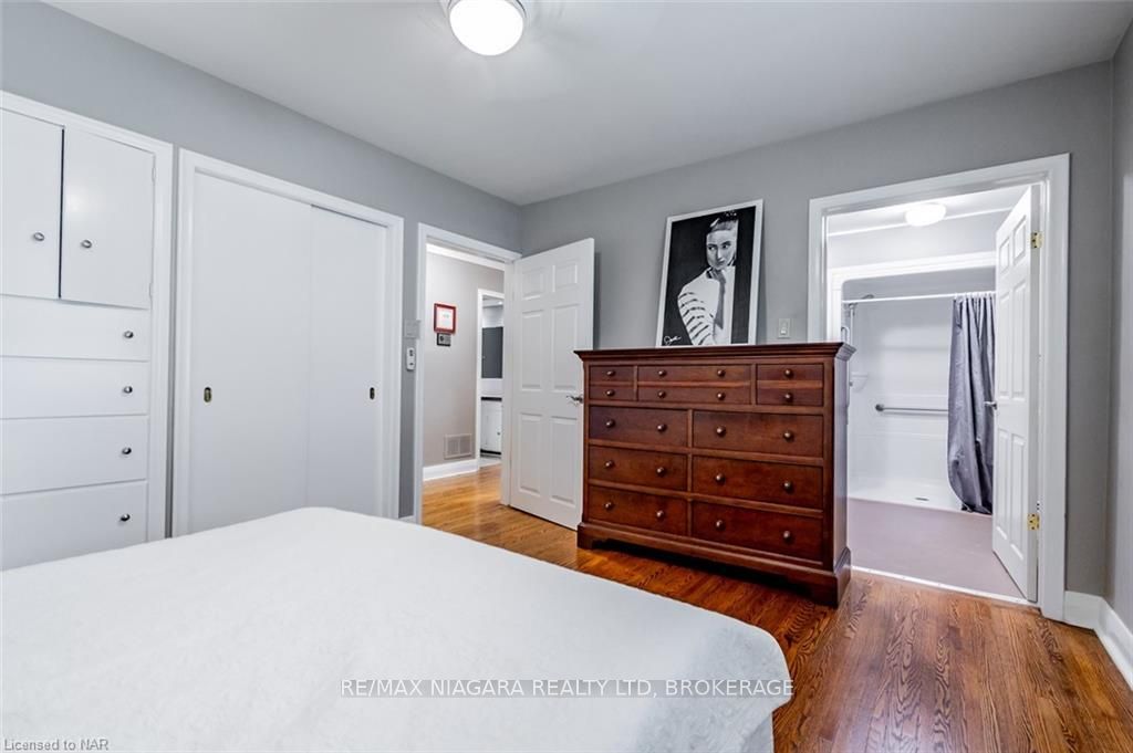 24 MUNRO Street