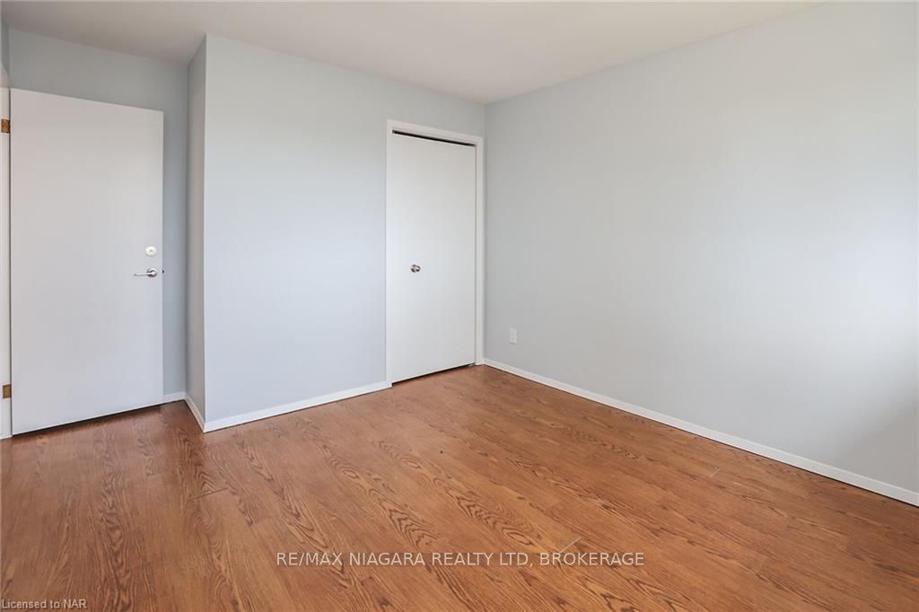 558 FIRST Avenue