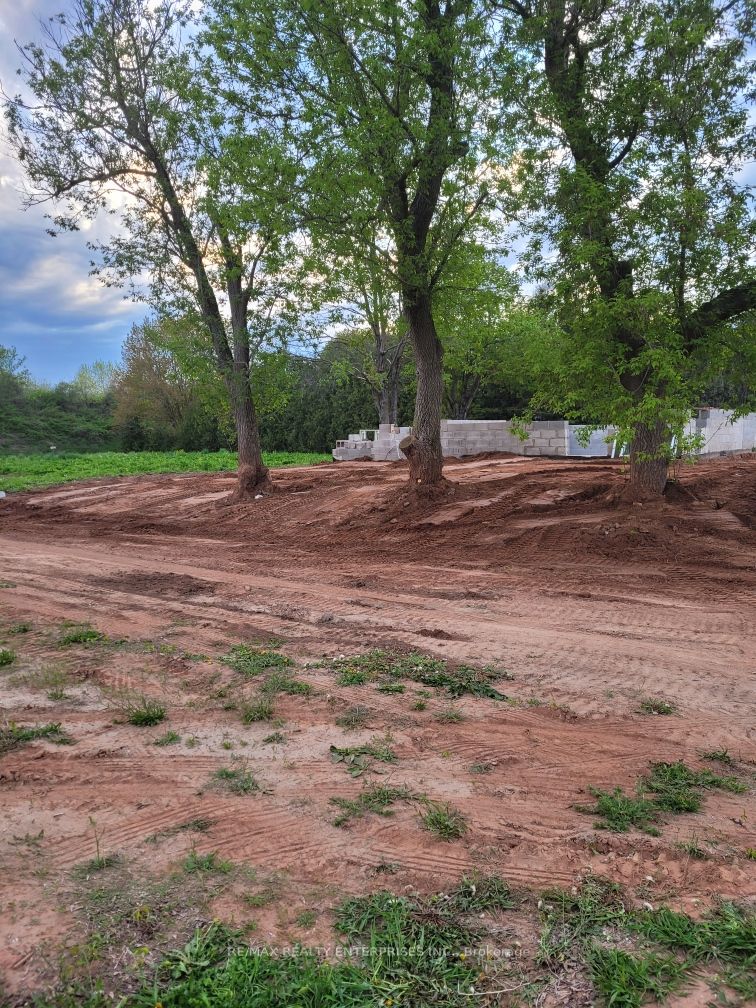 767 Brock Road