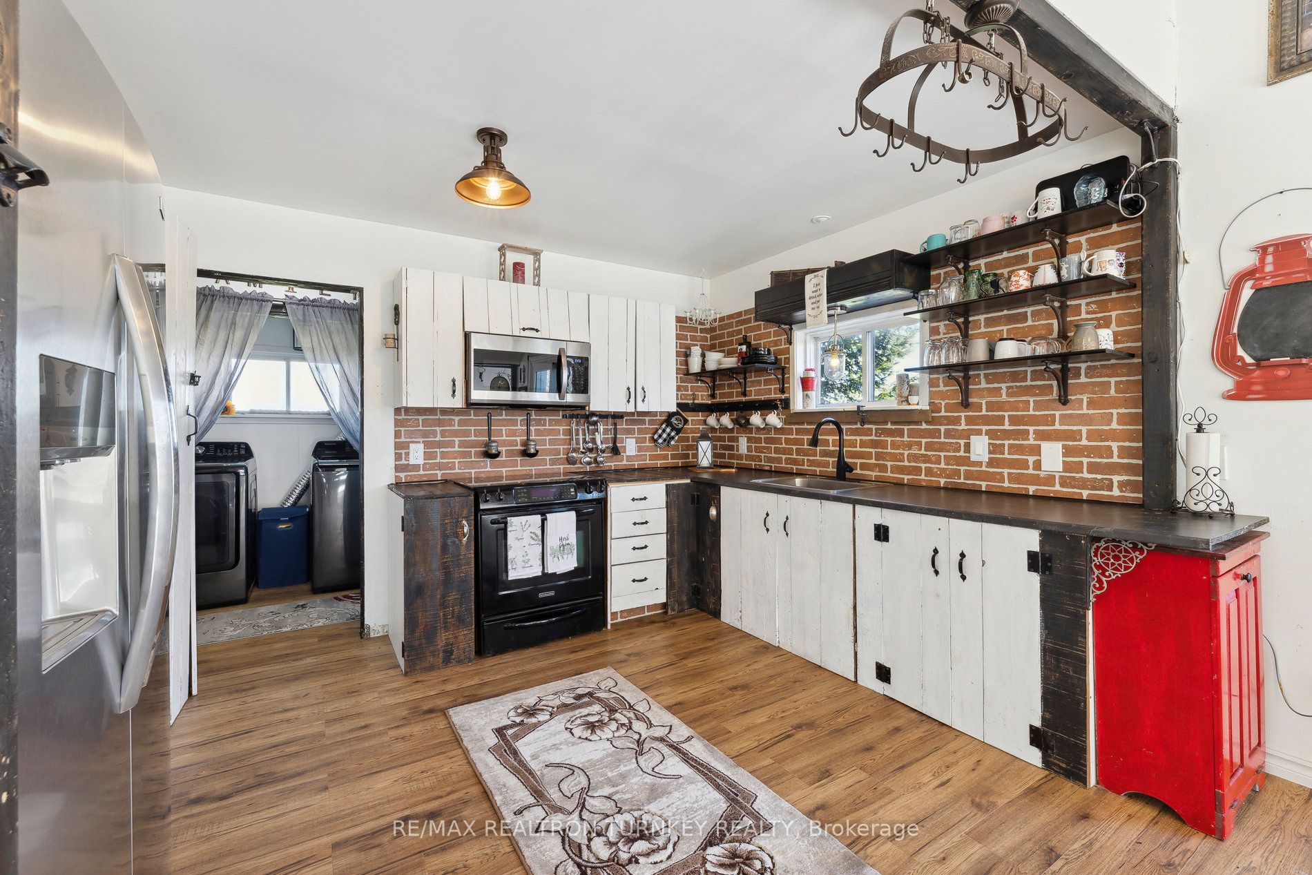 152 Settlers Road