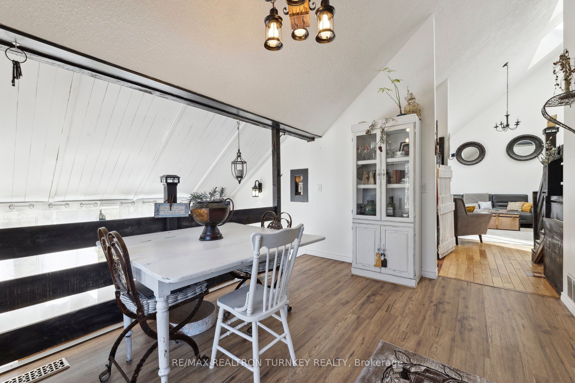 152 Settlers Road