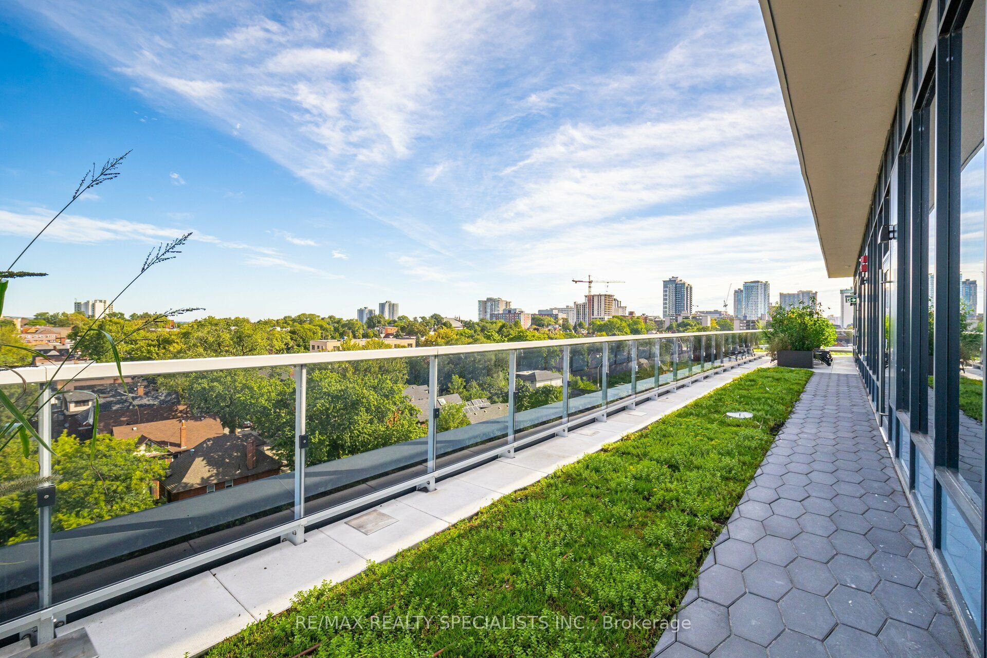 415 Main Street W, #703
