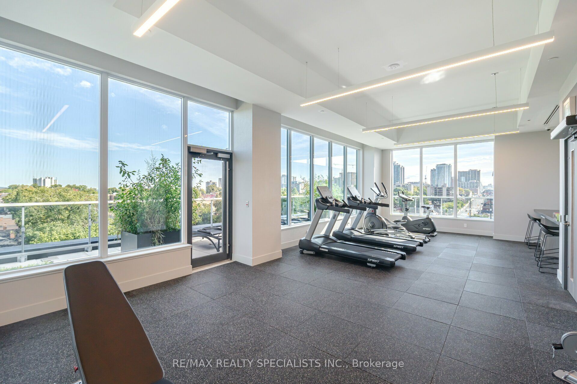 415 Main Street W, #703
