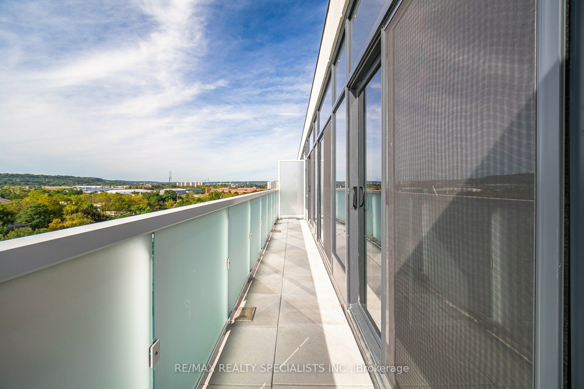 415 Main Street W, #703