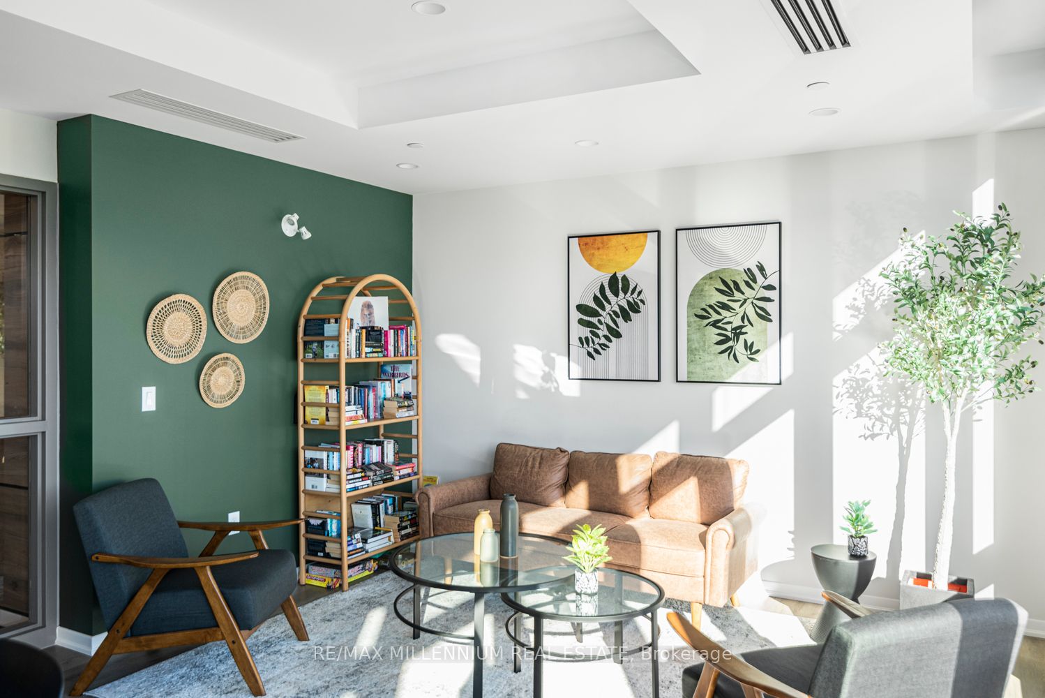 3998 Victoria Avenue #408
