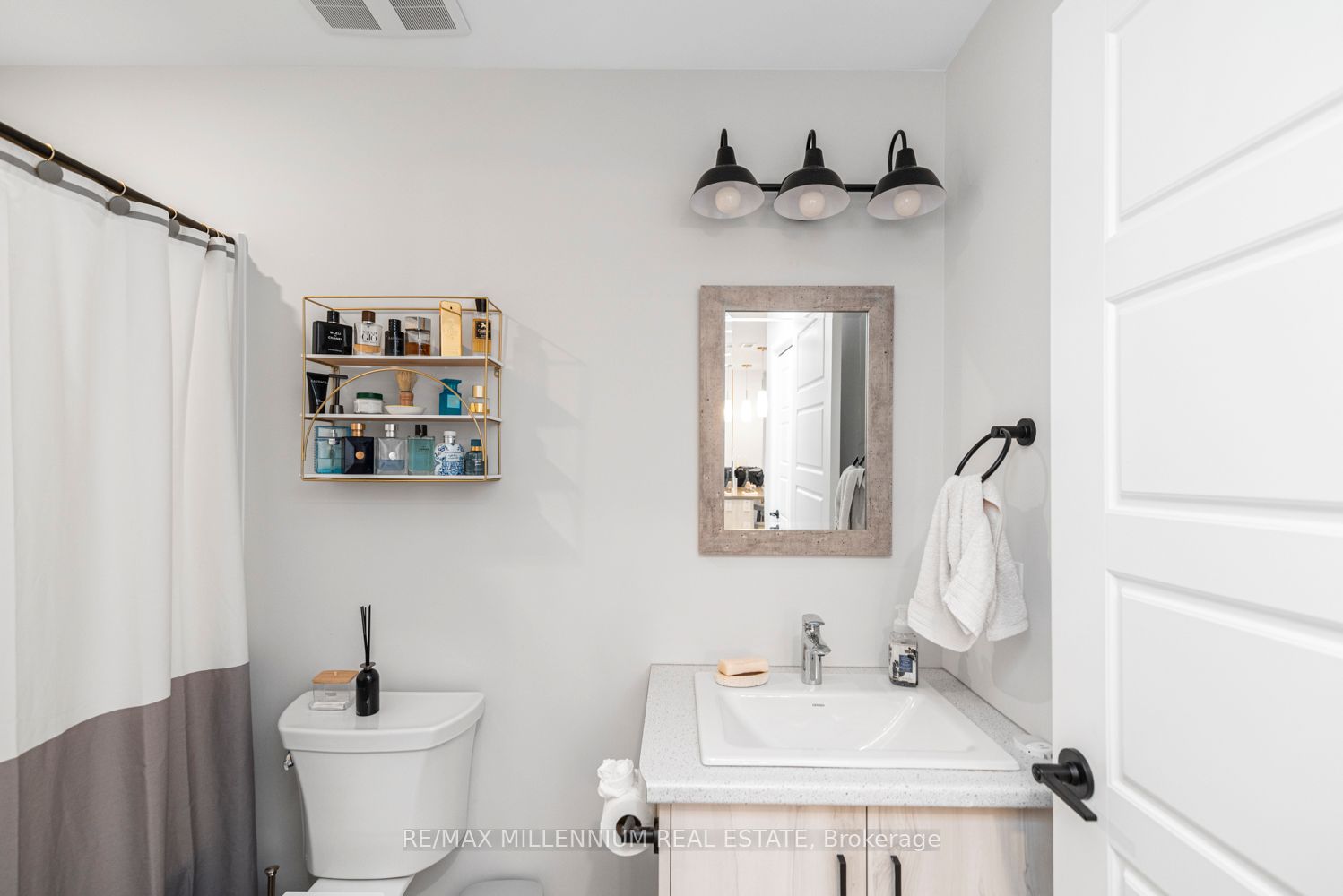 3998 Victoria Avenue #408