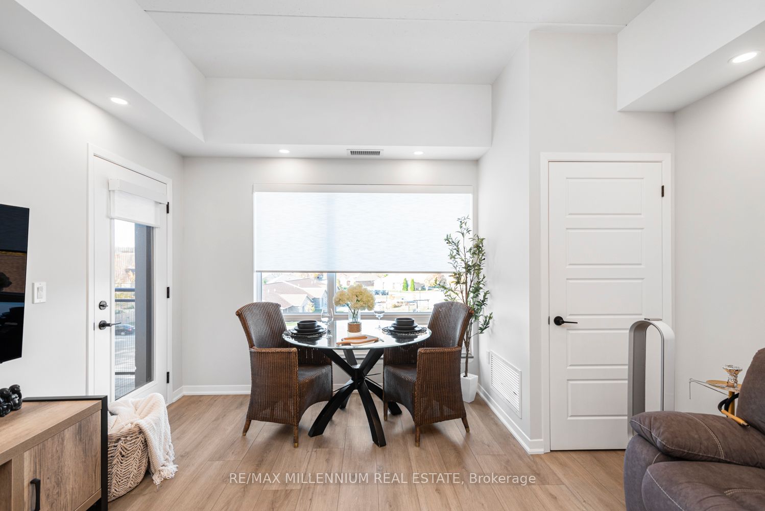 3998 Victoria Avenue #408