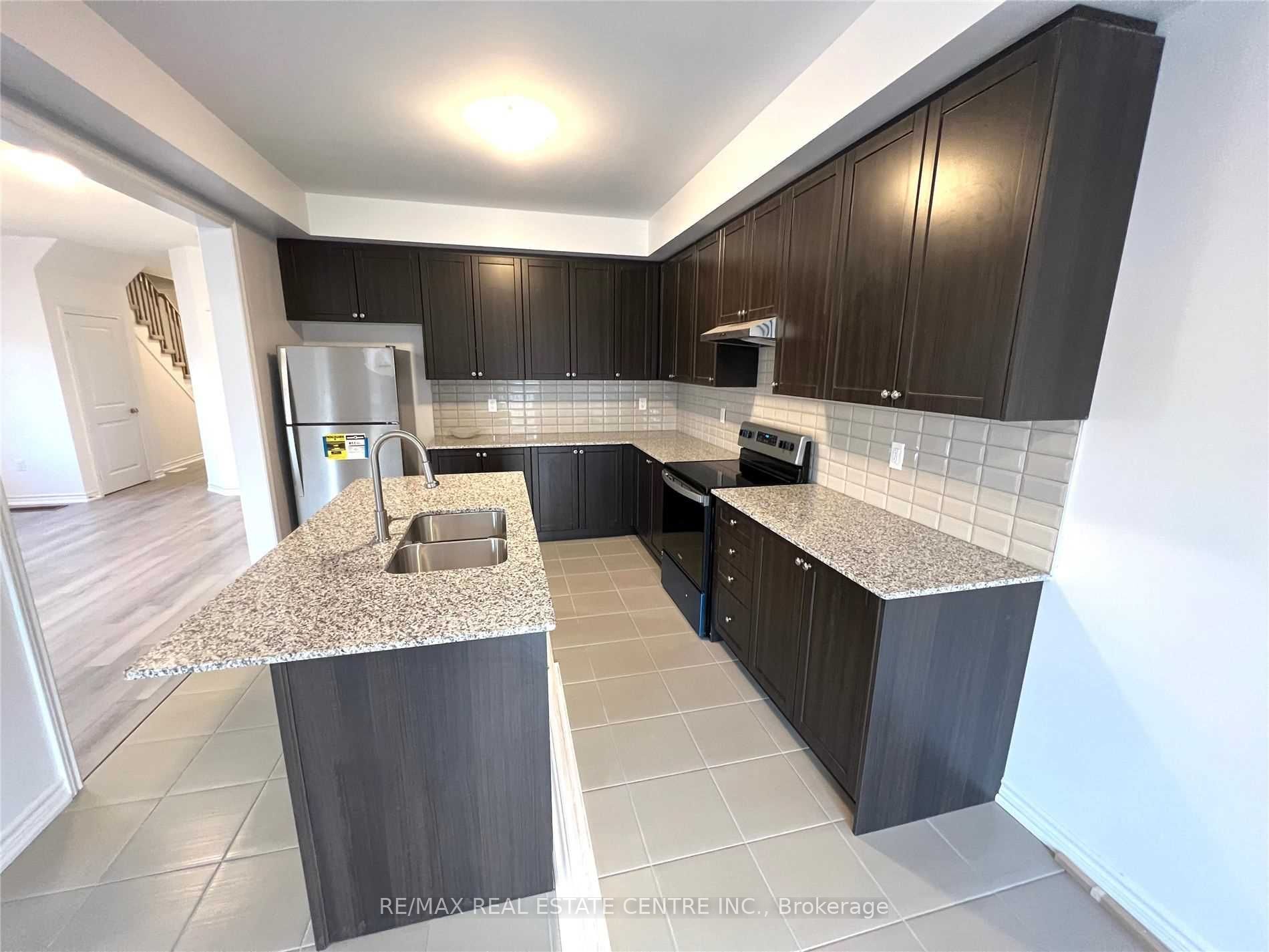 298 Ridley Crescent