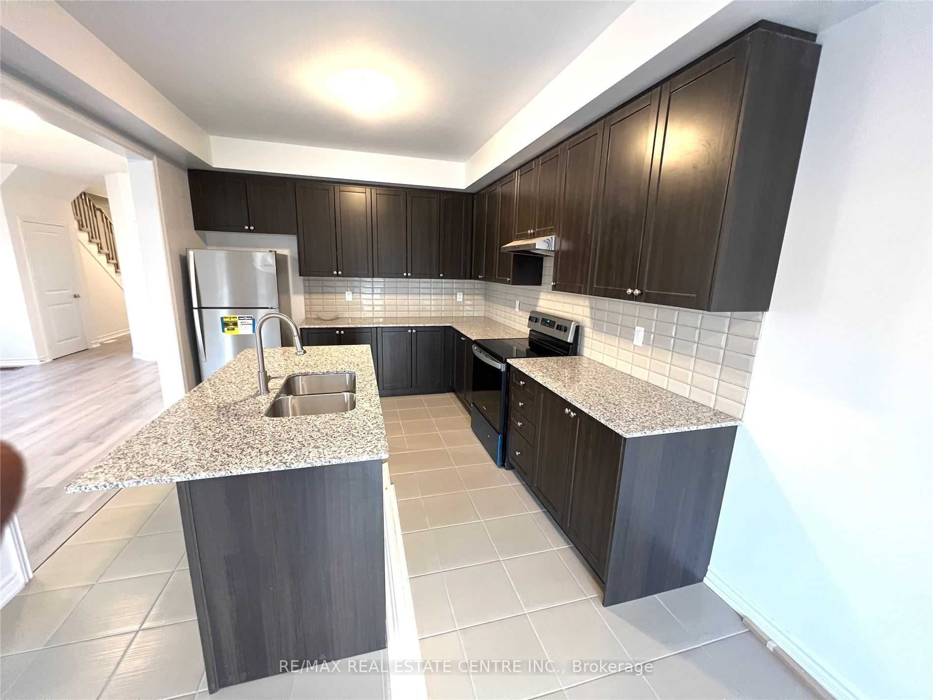 298 Ridley Crescent