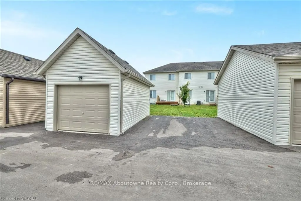19 PERENACK Avenue #13