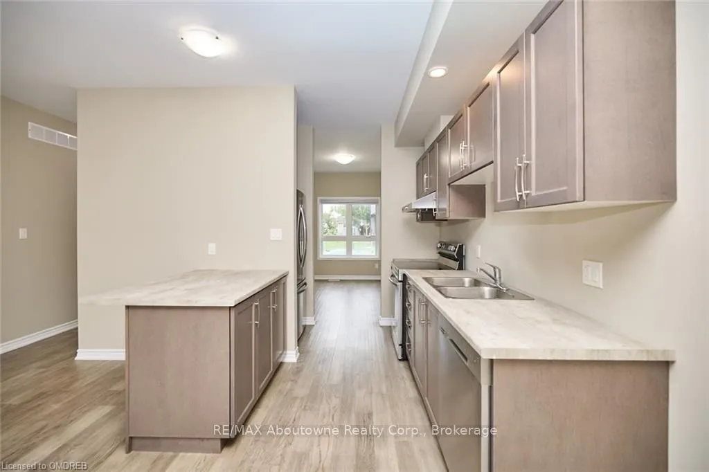19 PERENACK Avenue #13
