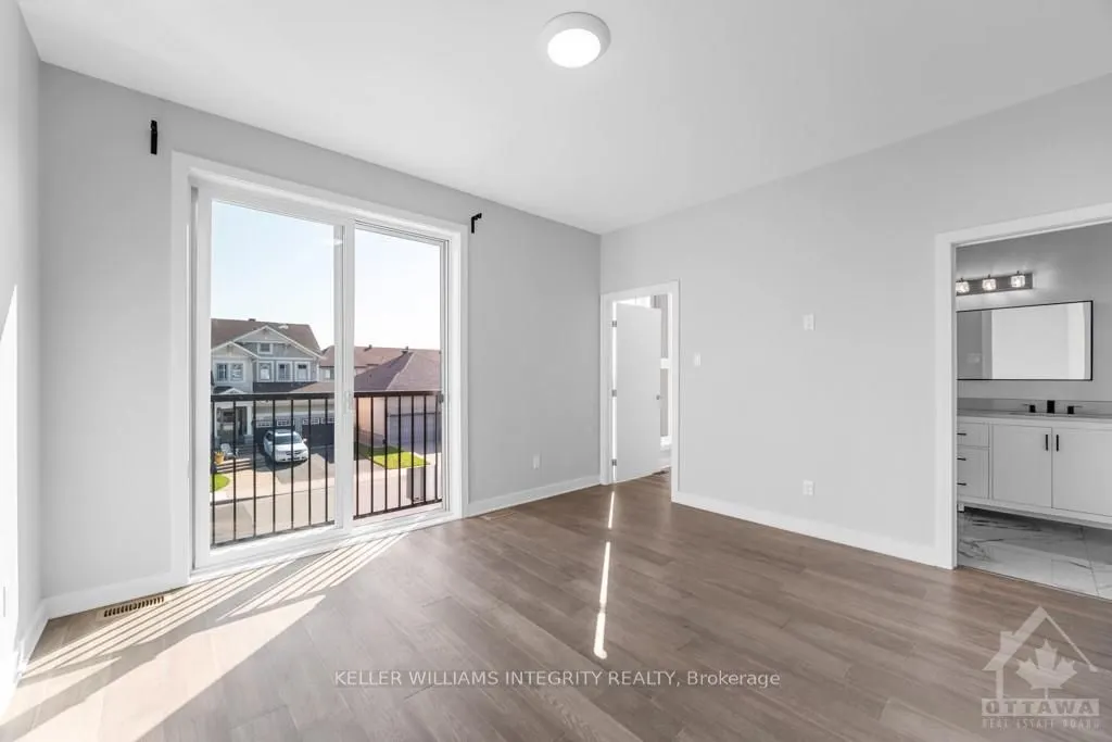 875 CONTOUR Street, #B
