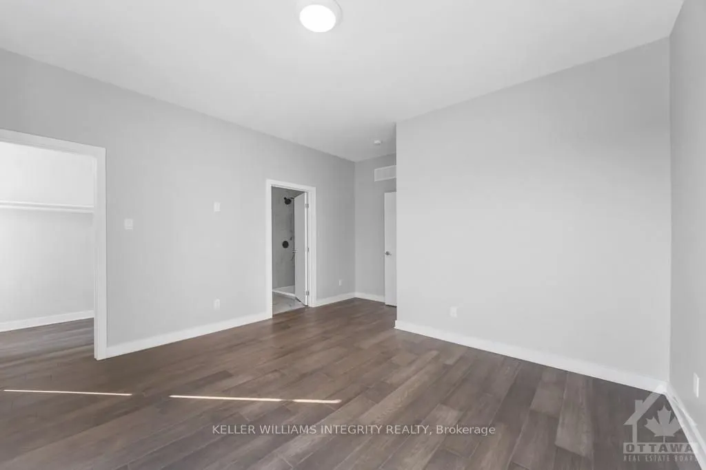 875 CONTOUR Street, #B