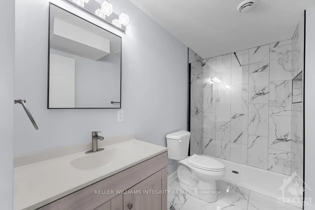 875 CONTOUR Street, #B