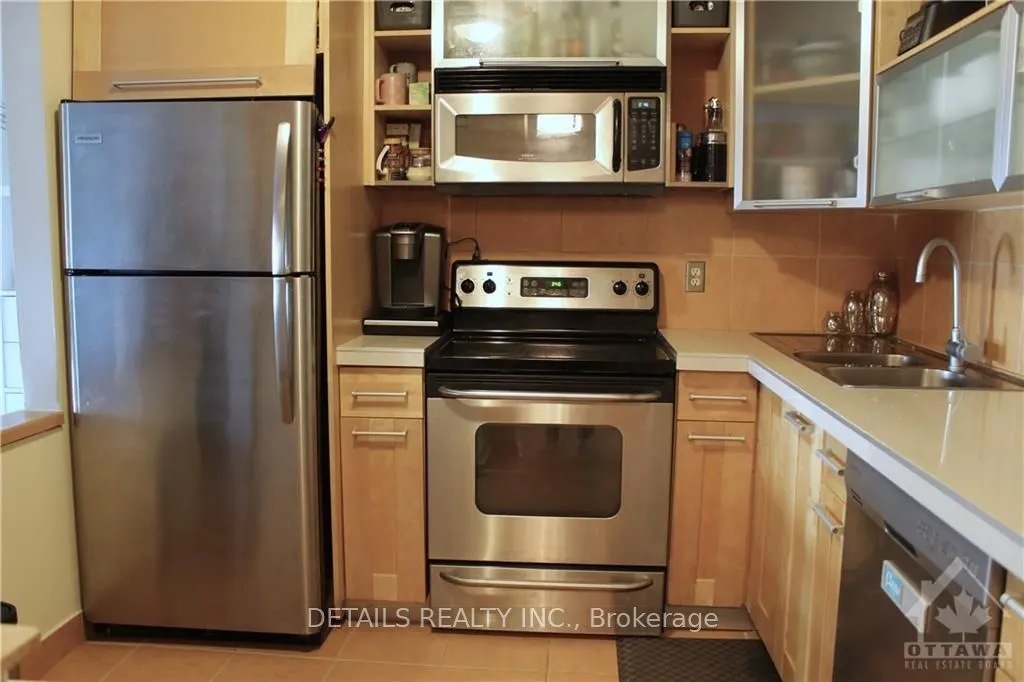4E MAPLE RIDGE Crescent, #17