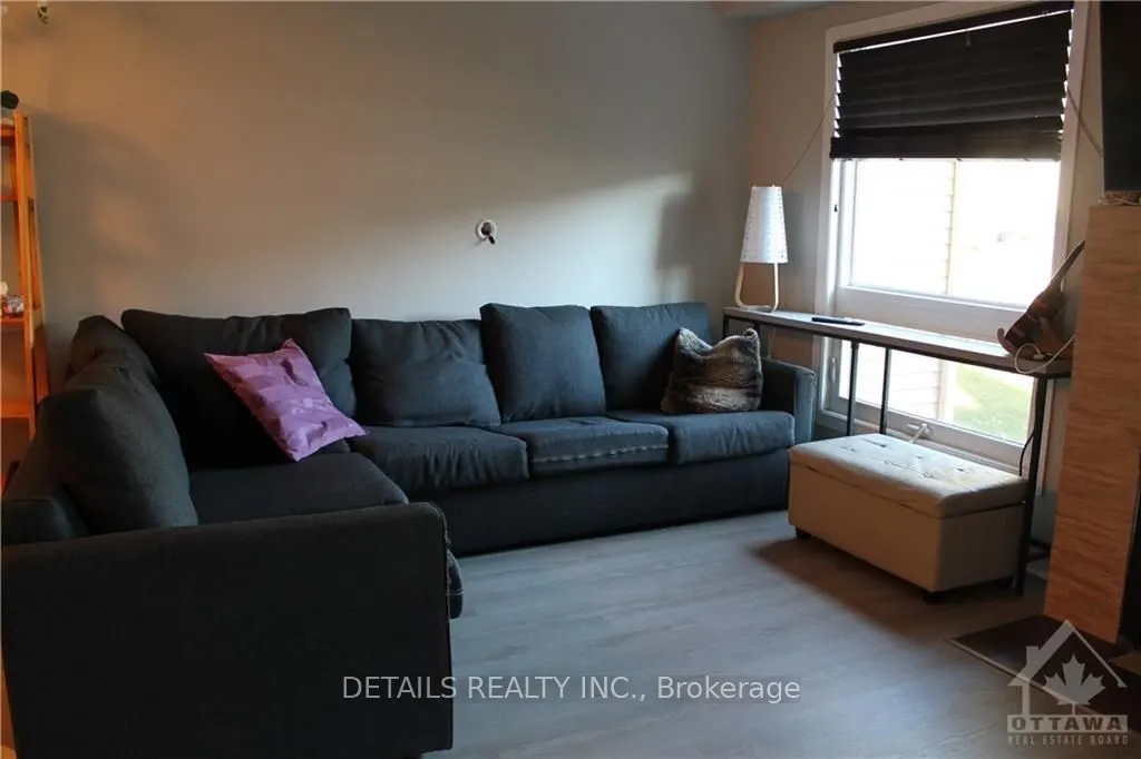 4E MAPLE RIDGE Crescent, #17