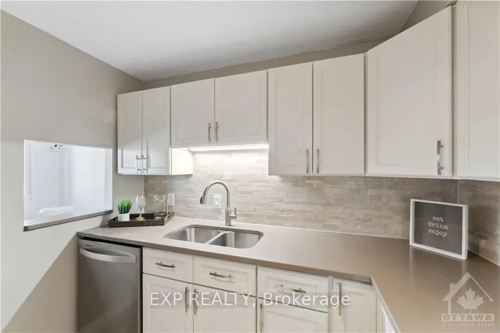 222 GUIGUES Avenue #401