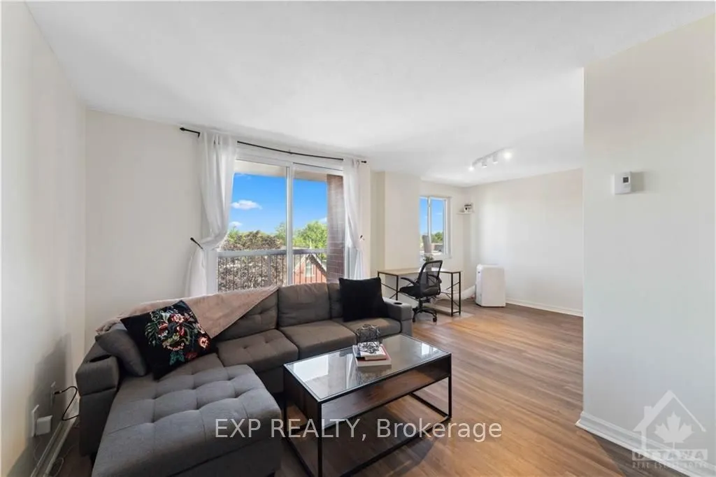 222 GUIGUES Avenue #401