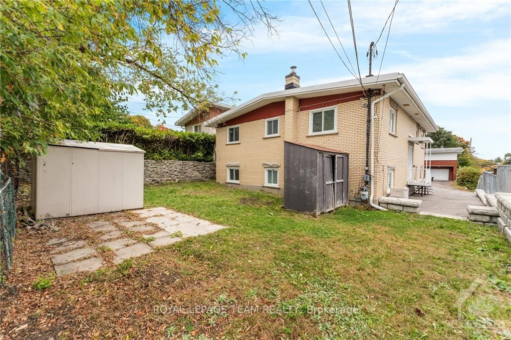 269 MICHEL Circle