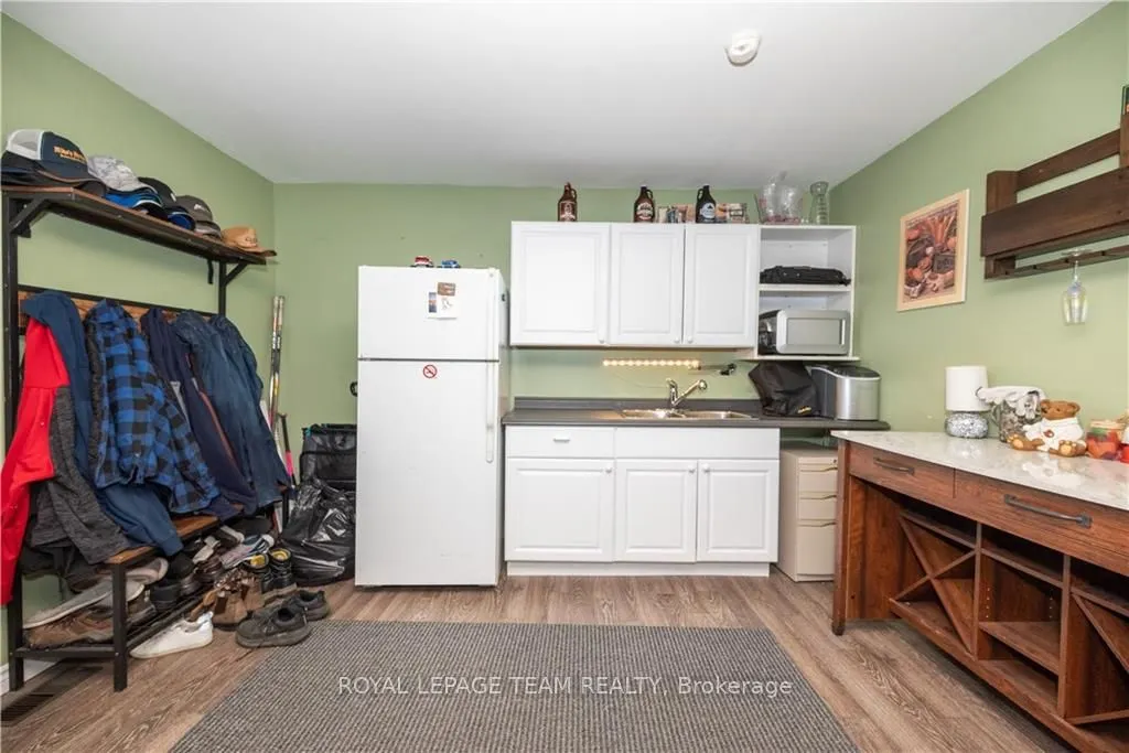 348 FIRST Avenue N