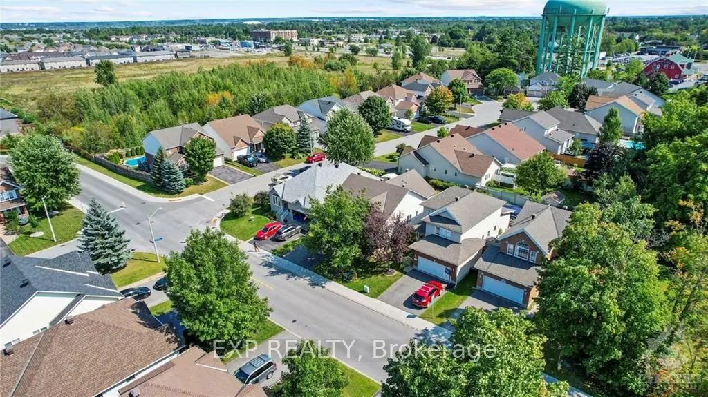 114 ECHOWOODS Avenue