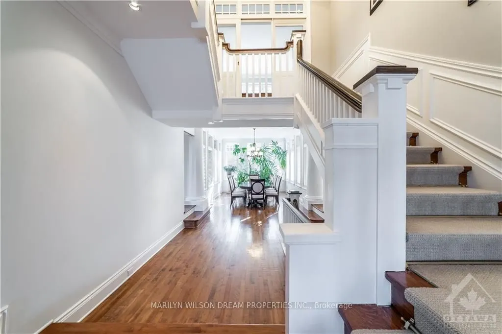 597 Mariposa Avenue