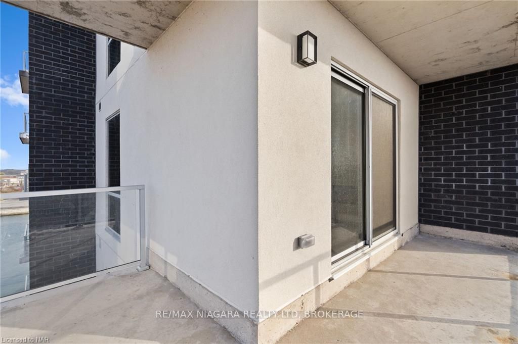 118 WEST Street #605